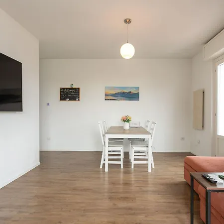 Magic Terrace With View Apartment Stazzona